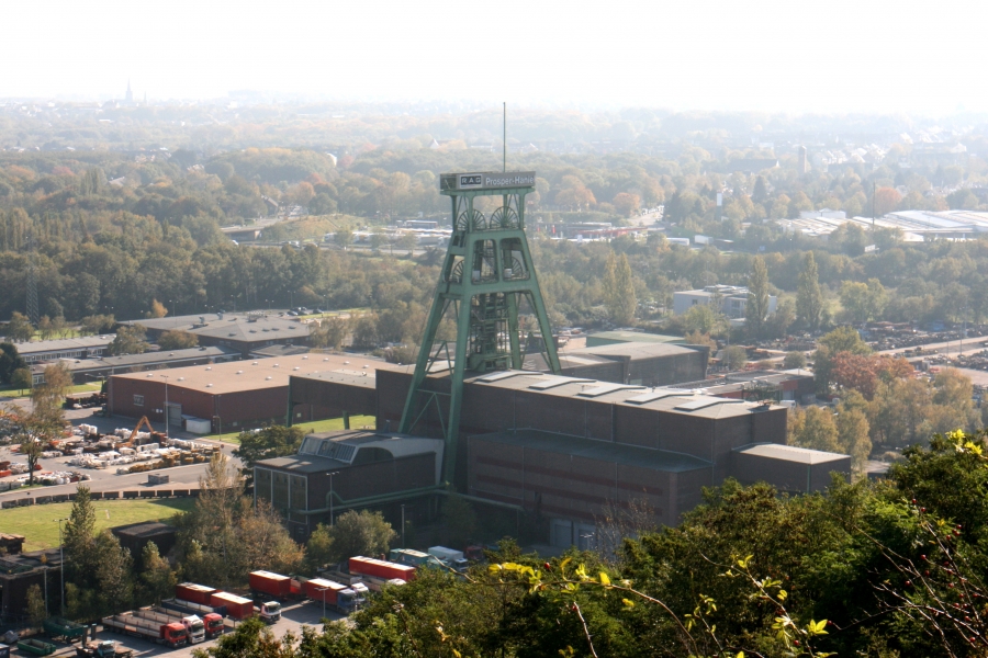 Γερμανία: Ένα παλιό ορυχείο άνθρακα μετατρέπεται σε γιγαντιαία μονάδα ηλιακής και αιολικής ενέργειας
