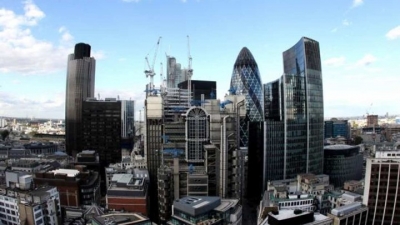 Reuters: «Μικρό Λονδίνο» θέλει να γίνει η Φρανκφούρτη - Αγώνας να προσελκυθούν 100 χιλ. θέσεις εργασίας μετά το Βrexit