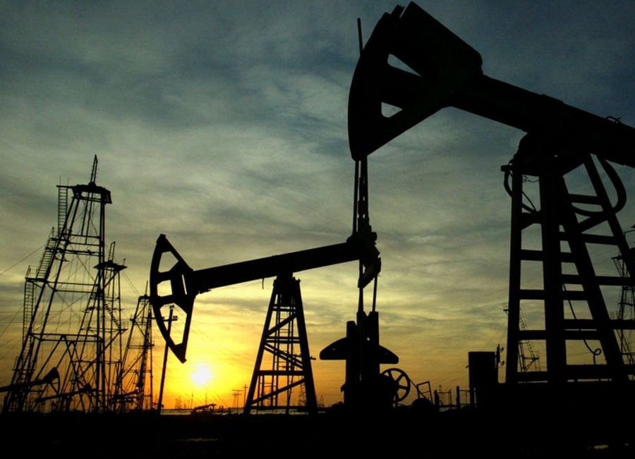 Άνοδος πάνω από 2% στο πετρέλαιο – Στα 60 δολ. το αργό, στα 64 το brent