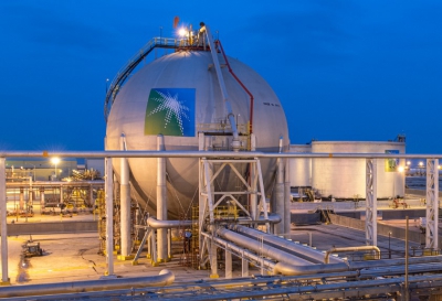 Η Saudi Aramco αναζητά σύμβουλο για τη πώληση αγωγών φυσικού αερίου