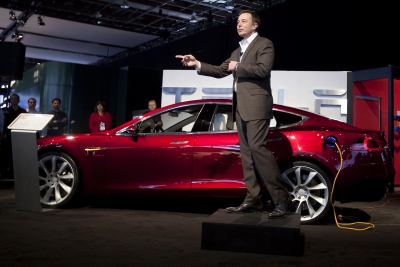 Υπερέβησαν τις προβλέψεις των αναλυτών οι πωλήσεις της Tesla στο β’ τρίμηνο