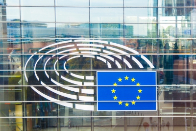 ΕΕ: Γιατί επισπεύδει τη δημοπρασία ρύπων -  Στόχος 20 δισ ευρώ για την περίοδο 2027 -30
