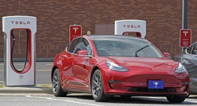 Νωρίτερα από το αναμενόμενο το νέο ηλεκτρικό «χτύπημα» της Tesla στην αγορά