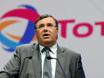 Pouyanne: Η Total σχεδιάζει να σταματήσει την πώληση μαζούτ για ηλεκτρική ενέργεια
