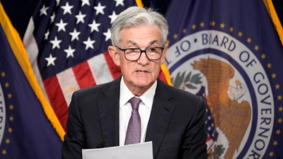 Fed: Αμετάβλητα τα επιτόκια στο εύρος του 5% - 5,25% - Περιθώρια ως 2 αυξήσεις 0,25% εκάστης