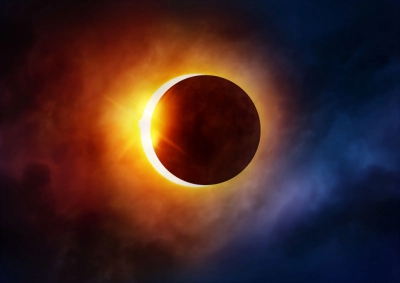 Η ολική έκλειψη Ηλίου live από τη NASA
