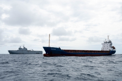 Το Γαλλικό Πολεμικό Ναυτικό κατάσχεσε 6 τόνους κοκαΐνης από πλοίο στον Κόλπο της Γουινέας