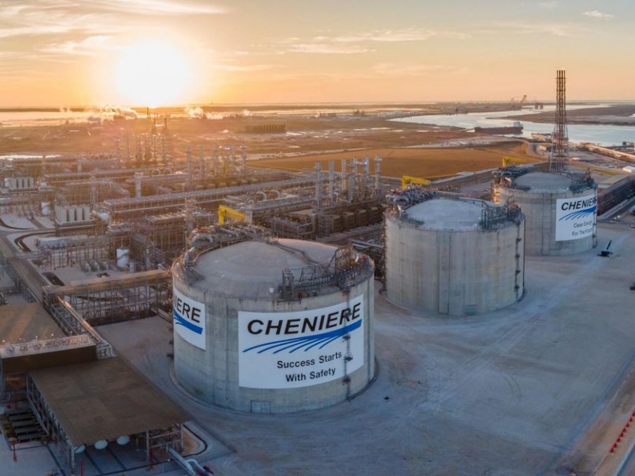 Cheniere: Το πράσινο φως περιμένει από την FERC για δύο ακόμα αμαξοστοιχίες παραγωγής LNG στο Corpus Christi