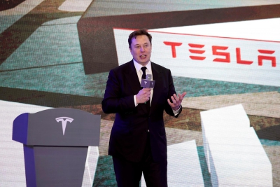 Η Tesla οδηγεί την κούρσα στη Wall Street - Αναμένει έσοδα 100 δισ. δολ. έως το 2025