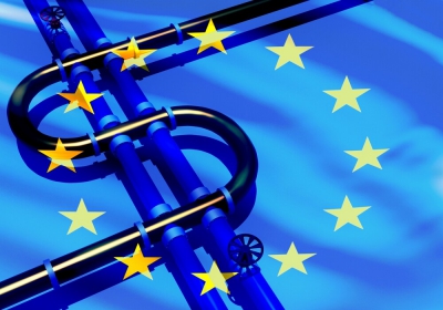 Reuters: Η ΕΕ επιδιώκει να μονιμοποιήσει τις κοινές αγορές φυσικού αερίου