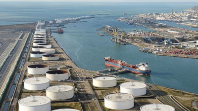 Γέμισαν οι δεξαμενές αποθήκευσης πετρελαίου της CIM στη Γαλλία