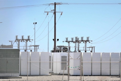 Συμφωνία σύνδεσης για την πρώτη μπαταρία 300 MWh σε τεράστιο ηλιακό και κέντρο αποθήκευσης