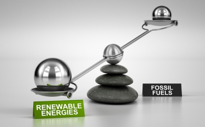 Τα τρία σενάρια για την ενεργειακή μετάβαση σύμφωνα με το Bloomberg
