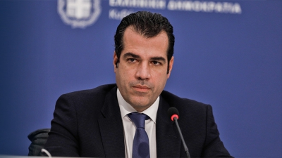 Ο Τραμπ αναδημοσίευσε δηλώσεις του Θάνου Πλεύρη για το μεταναστευτικό στο Breitbart