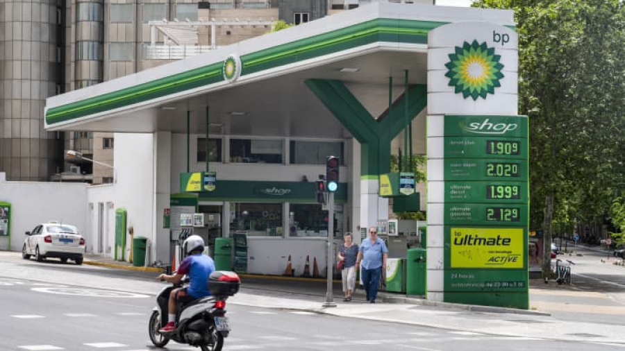 Πλήρης εξαγορά της Lightsource BP από την BP έναντι 400 εκατ. ευρώ (Reuters)