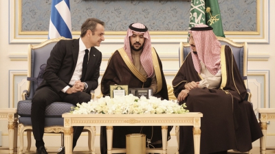 Συνάντηση Μητσοτάκη με τον βασιλιά Σαλμάν της Σαουδικής Αραβίας