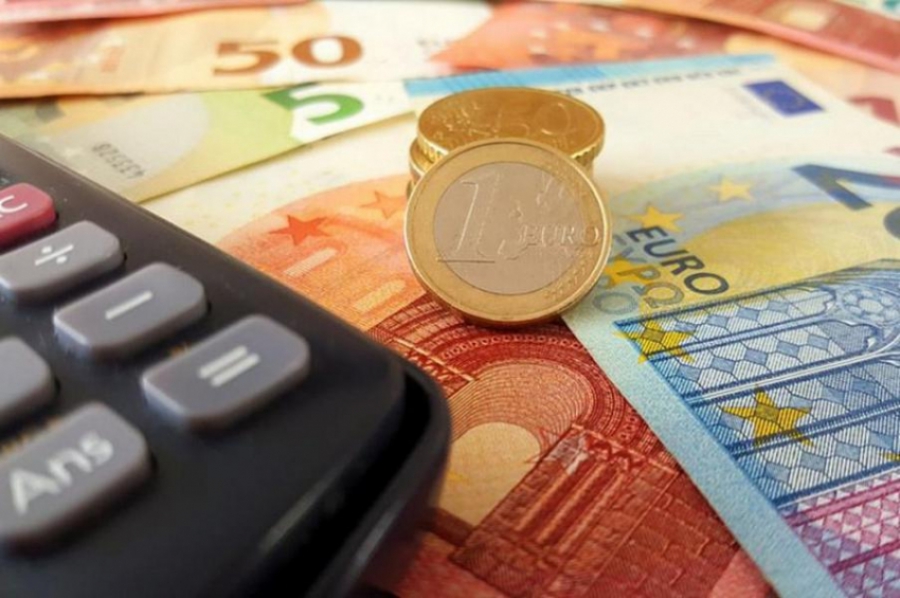 Νέα μέτρα στήριξης 1,5 δισ. ευρώ και κοινωνικό μέρισμα τον Δεκέμβριο - Ποιοι δικαιούνται το ειδικό επίδομα