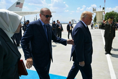 Mε ανοιχτές αγκάλες υποδέχθηκαν τον Trump στην Τουρκία - Τα F35 πρώτα στην ατζέντα