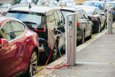 Αύξηση 43% στις παγκόσμιες πωλήσεις ηλεκτρικών αυτοκινήτων το 2020