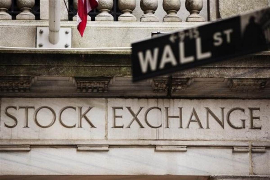 Νέα ρεκόρ στη Wall Street - Πάνω από τις 3.300 μονάδες ο S&P για πρώτη φορά - Άνοδος 1% για το πετρέλαιο