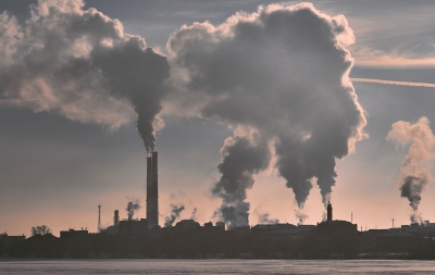 Reuters: ΕΕ και Ην. Βασίλειο φοβούνται επιβολή φόρου άνθρακα