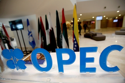 Ρωσική παρέμβαση για άρση του αδιεξόδου στον ΟΠΕΚ+, πτώση 2% για το πετρέλαιο στις 7/7
