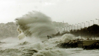 Μεσογειακός κυκλώνας ο Ιανός : Κλείνουν σχολεία, σε έκτακτη ανάγκη Αιτωλοακαρνανία, Ηλεία, Αχαΐα, Μεσσηνία, Ιθάκη, Κεφαλλονιά και Ζάκυνθο
