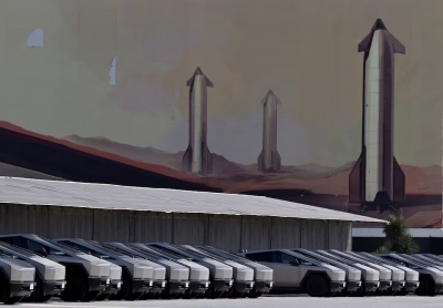 Musk: Αφήνει ανοιχτό το ενδεχόμενο συγχώνευσης Tesla και SpaceX