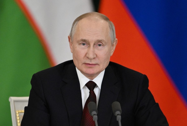 Ο Putin παρατείνει τα αντίποινα κατά του πλαφόν στο πετρέλαιο μέχρι το τέλος του 2024