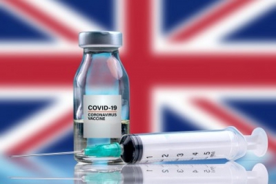Έναρξη εμβολιασμών στη Βρετανία - Από 11/12 ξεκινούν στις ΗΠΑ - 2.000 άτομα εμβολίασε η Ρωσία
