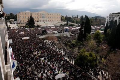 O κόσμος μίλησε στις συγκεντρώσεις για τα θύματα των Τεμπών: Δικαιοσύνη τώρα!