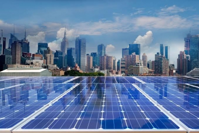 Η Νέα Υόρκη έφτασε τα 8 GW ηλιακής ενέργειας χρόνια νωρίτερα από τον στόχο (ecoportal.net)