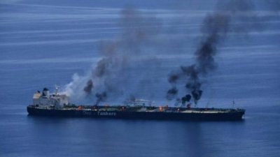 Οι Χούθι έπληξαν δεξαμενόπλοιο στην Ερυθρά Θάλασσα