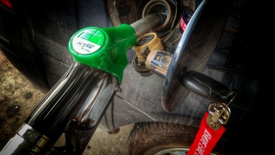 H βενζίνη αφήνει πίσω το όριο των 2 ευρώ - Το focus στην Μέση Ανατολή