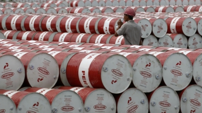 EIA: 600.000 βαρέλια πετρελαίου ημερησίως από τη Μέση Ανατολή θα παραμείνουν εκτός αγοράς έως το τέλος του 2027