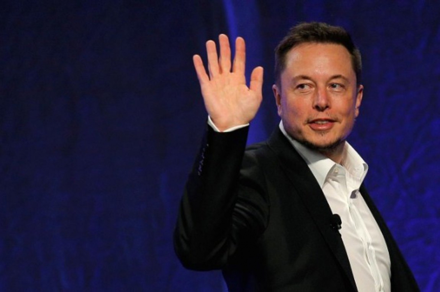 Ο Elon Musk αποκαλύπτει το βιβλίο που τον ενέπνευσε για το SpaceX