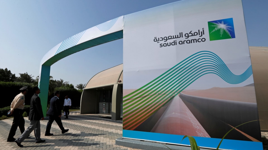 Η Saudi Aramco προσελκύει ξένους επενδυτές με Roadshows σε ΗΠΑ και Βρετανία (Bloomberg)