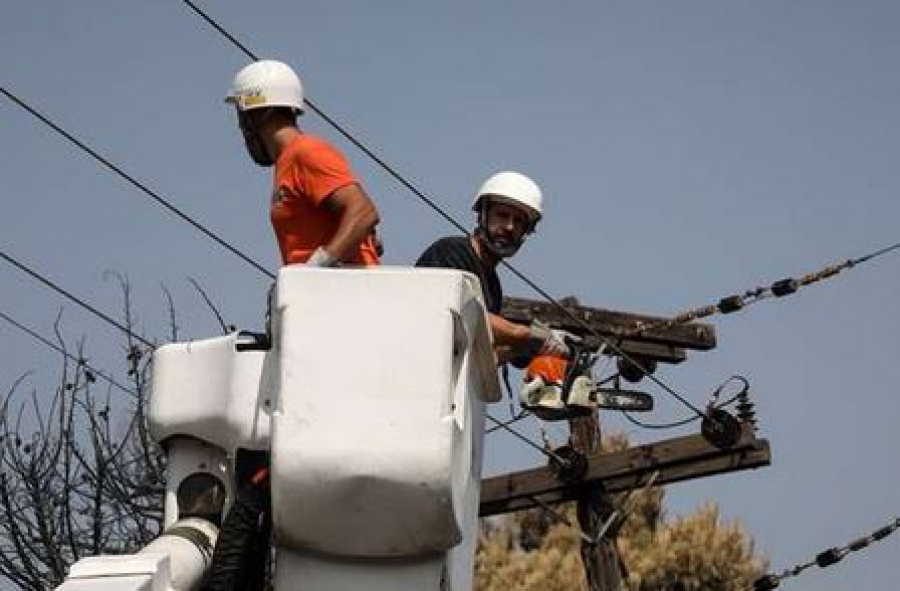 ΔΕΔΔΗΕ: Συνεχίζονται οι εργασίες αποκατάστασης σε Θεσσαλονίκη και Χαλκιδική