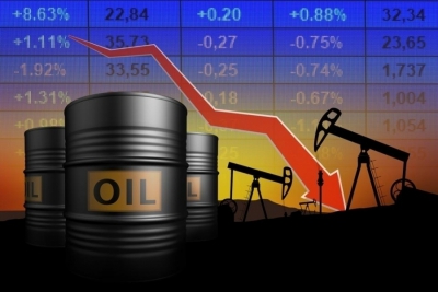 Reuters: Το δολάριο επηρεάζει τις τιμές του πετρελαίου